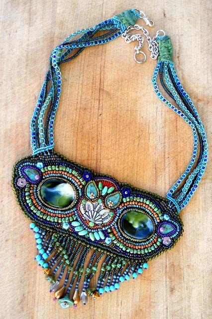 Owl-Seedbead-Necklace-by-The-Beading-Yogini